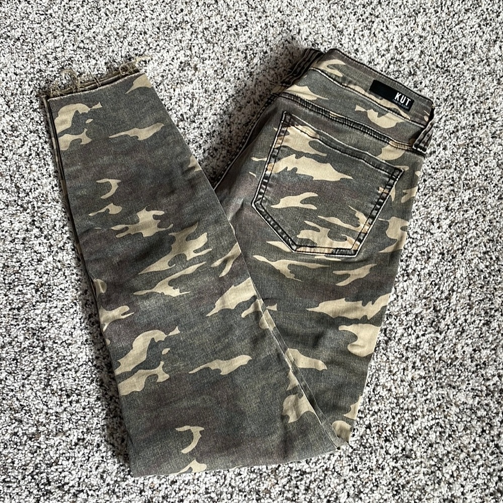 Kut from the Kloth Connie Ankle Skinny Camo Denim